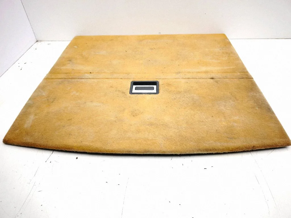 Trunk/boot floor carpet liner