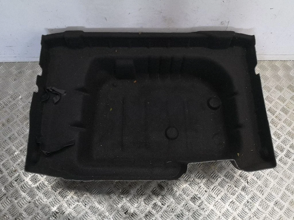 Trunk/boot floor carpet liner A2136909703
