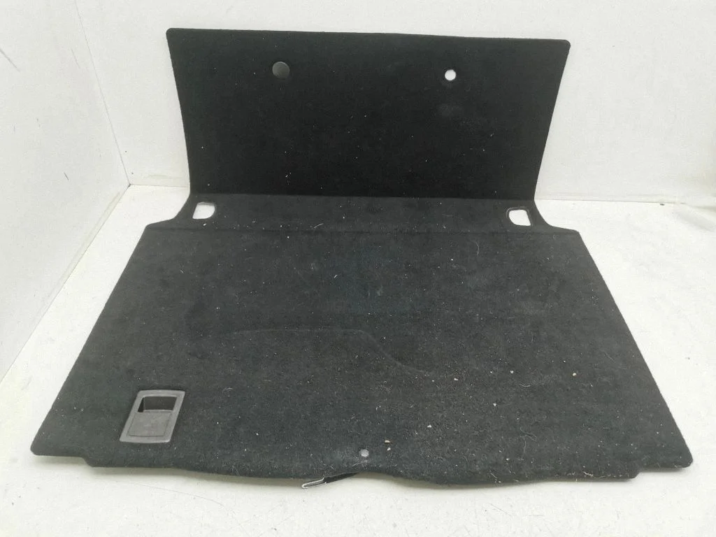 Trunk/boot floor carpet liner