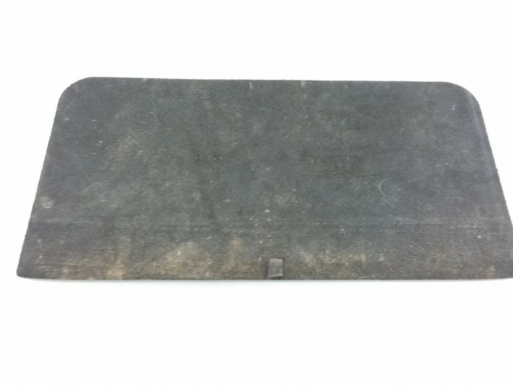 Trunk/boot floor carpet liner