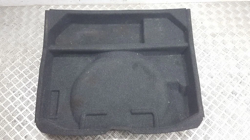 Trunk/boot floor carpet liner 31305632