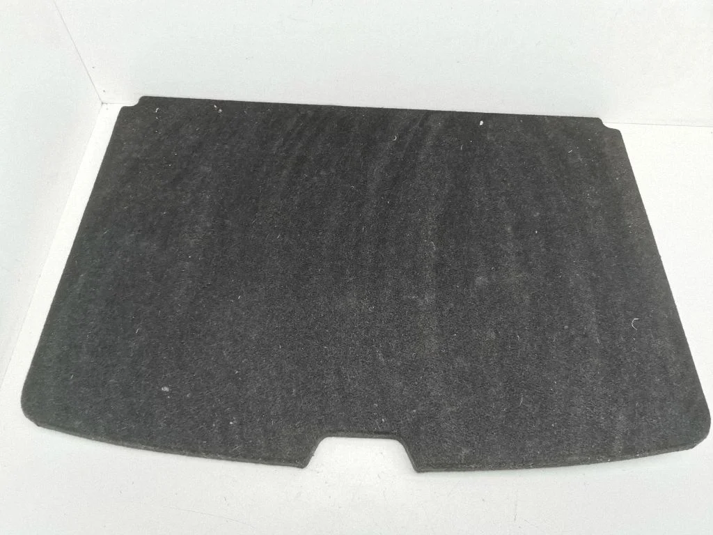 Trunk/boot floor carpet liner
