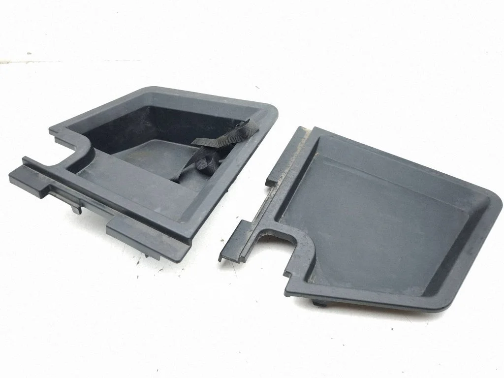 Other trunk/boot trim element – Lexus IS 220D-250-350 (2006-2013)