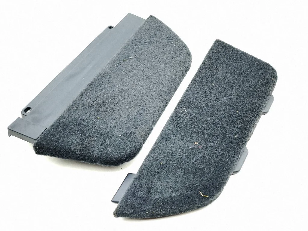 Trunk/boot trim cover 5841848101