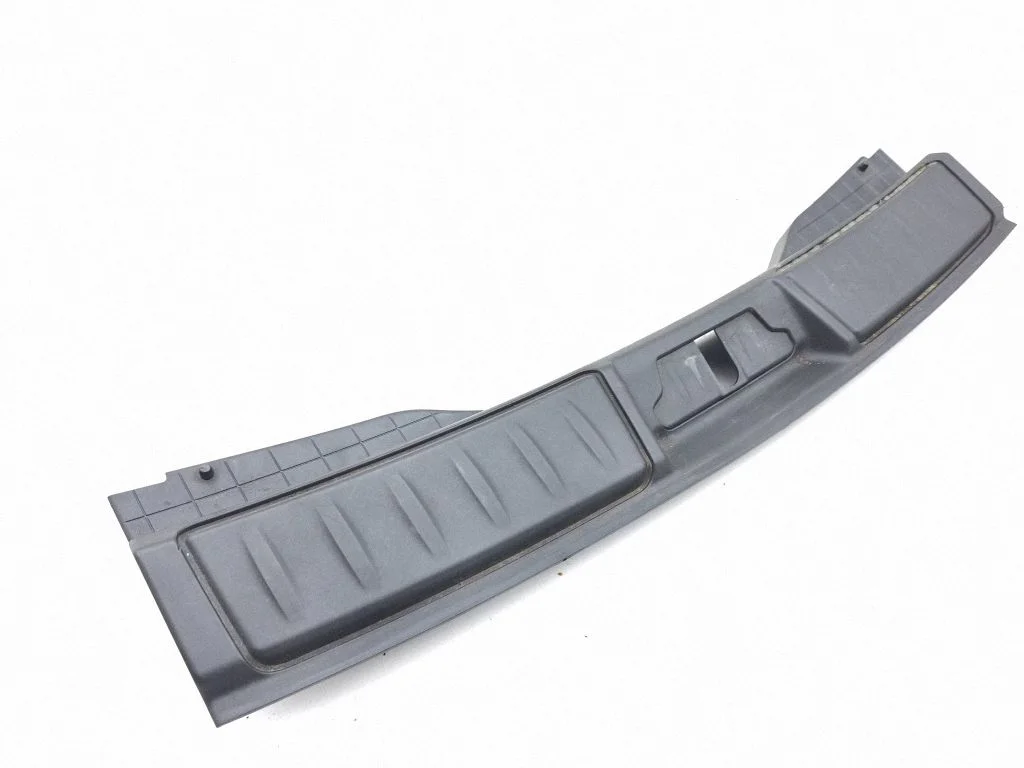 Bagāžnieka sliekšņa apdare HK83406A64AD8PVJ