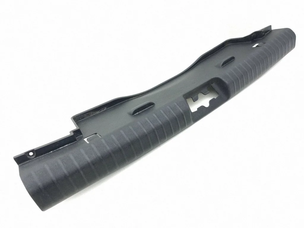 Trunk/boot sill cover protection – KIA Niro (2016-2022)