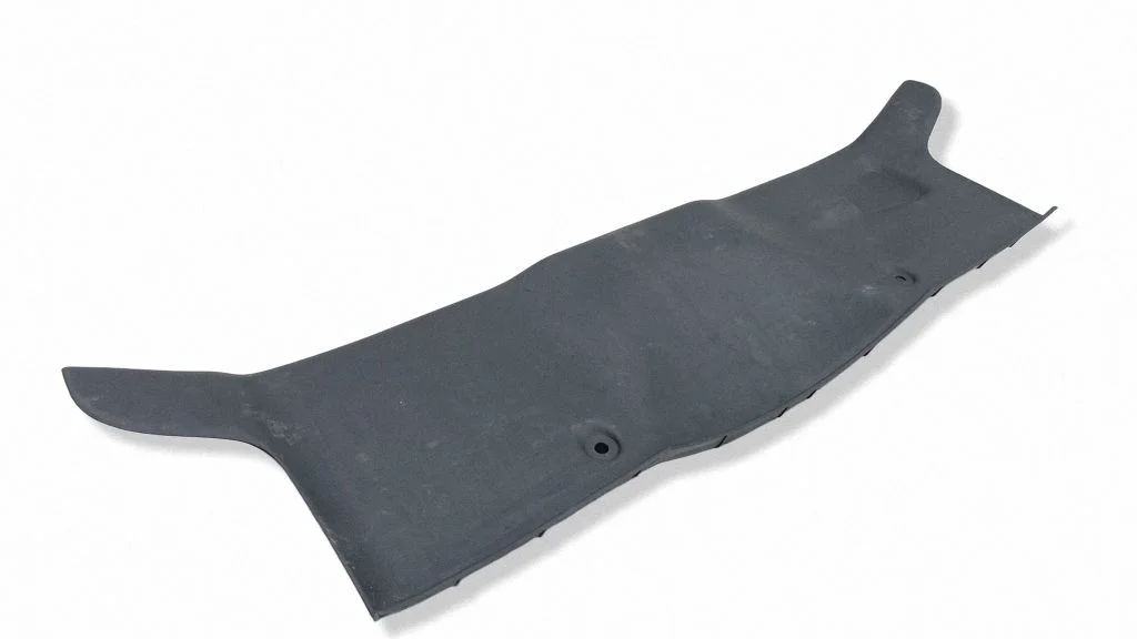 Pagasiruumi läve kaitseviimistlus – Nissan 350Z (2002-2009)