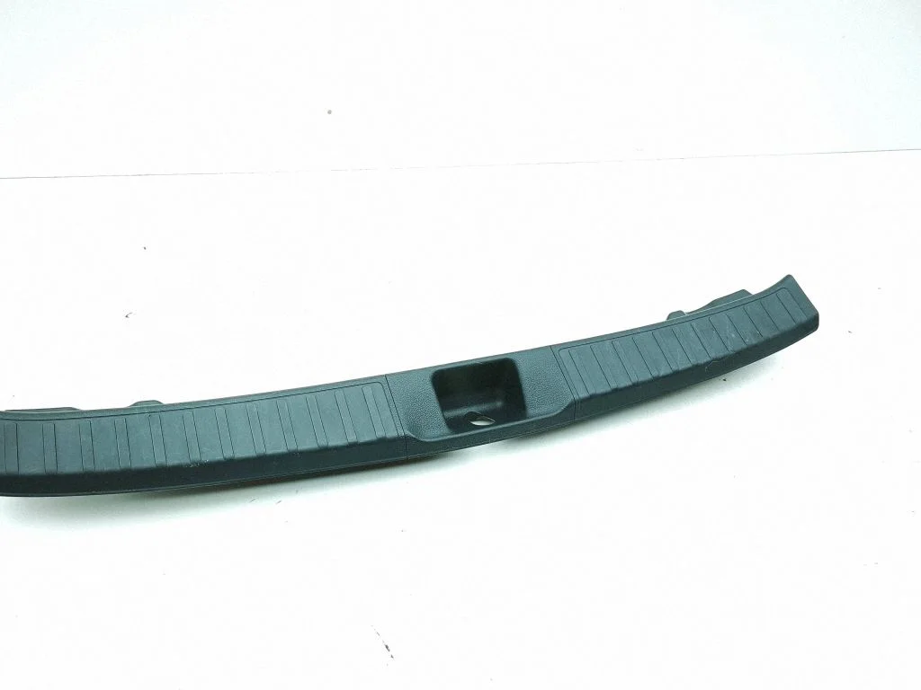 Trunk/boot sill cover protection – Toyota Prius (XW50) (2015-2023)