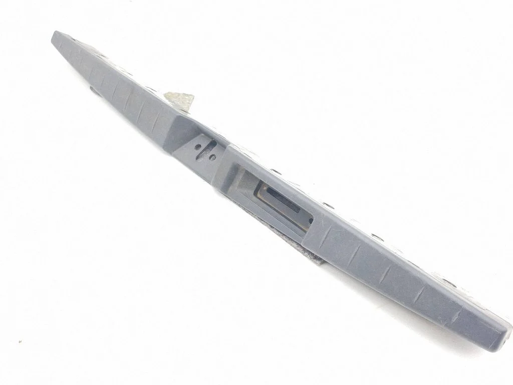 Bagāžnieka sliekšņa apdare 7224A020