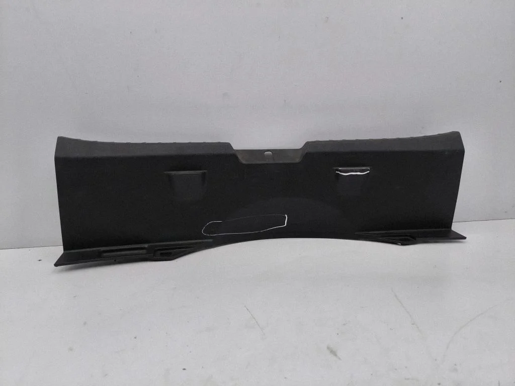 Trunk/boot sill cover protection 583870D090