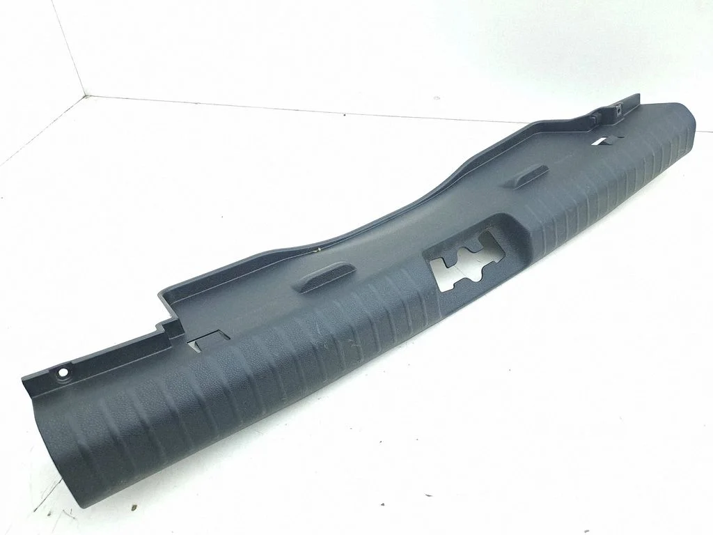 Trunk/boot sill cover protection – KIA Niro (2016-2022)