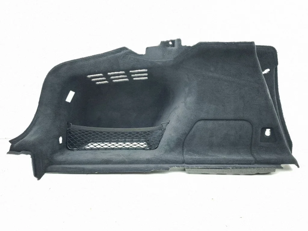 Boczny panel tapicerki bagażnika 98710650