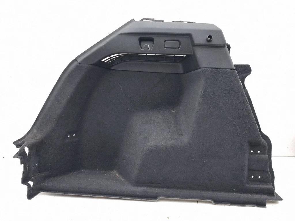 Sāna apdares panelis – Audi Q4 e-tron (2021-)