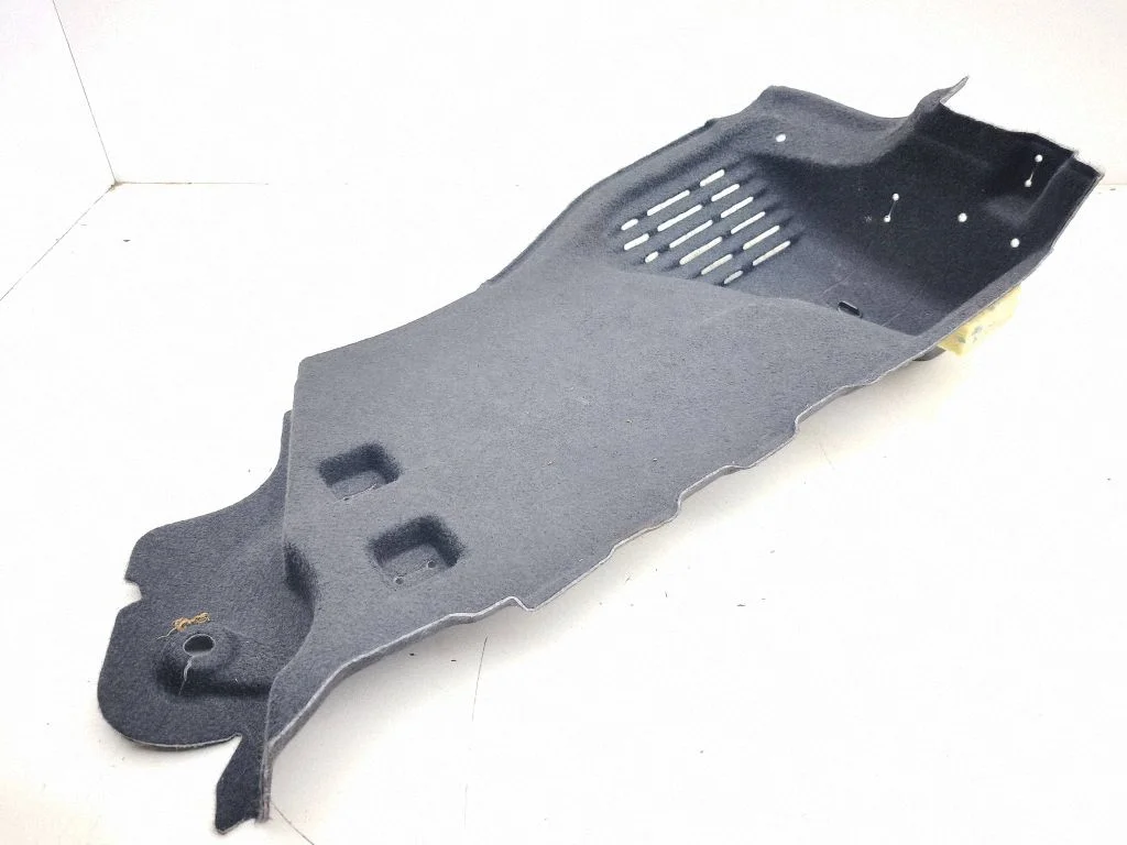 Boczny panel tapicerki bagażnika – Volkswagen ID.3 (2019-)