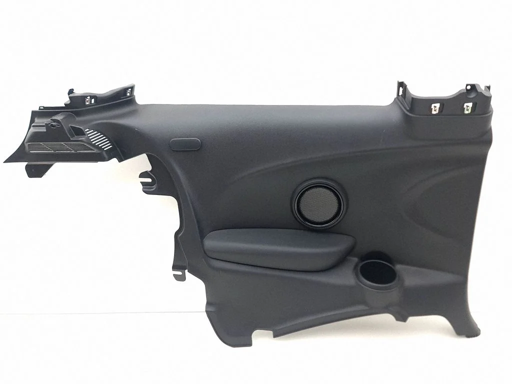 Trunk/boot side trim panel 7312151
