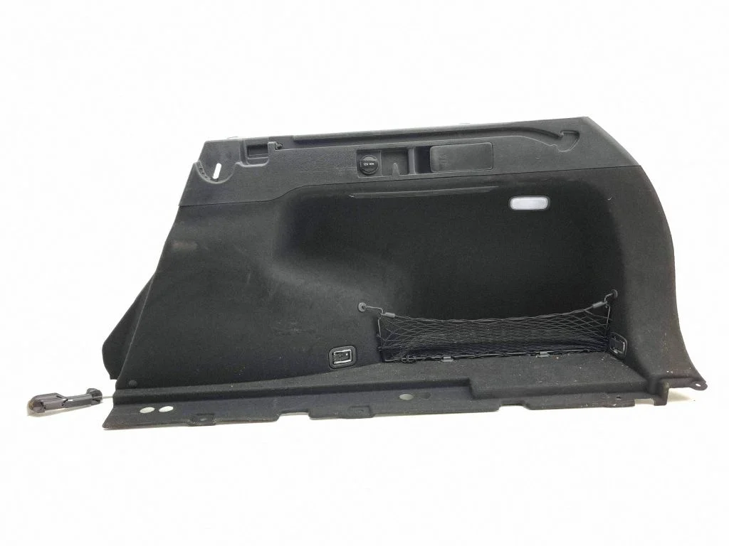 Boczny panel tapicerki bagażnika 85740D4850