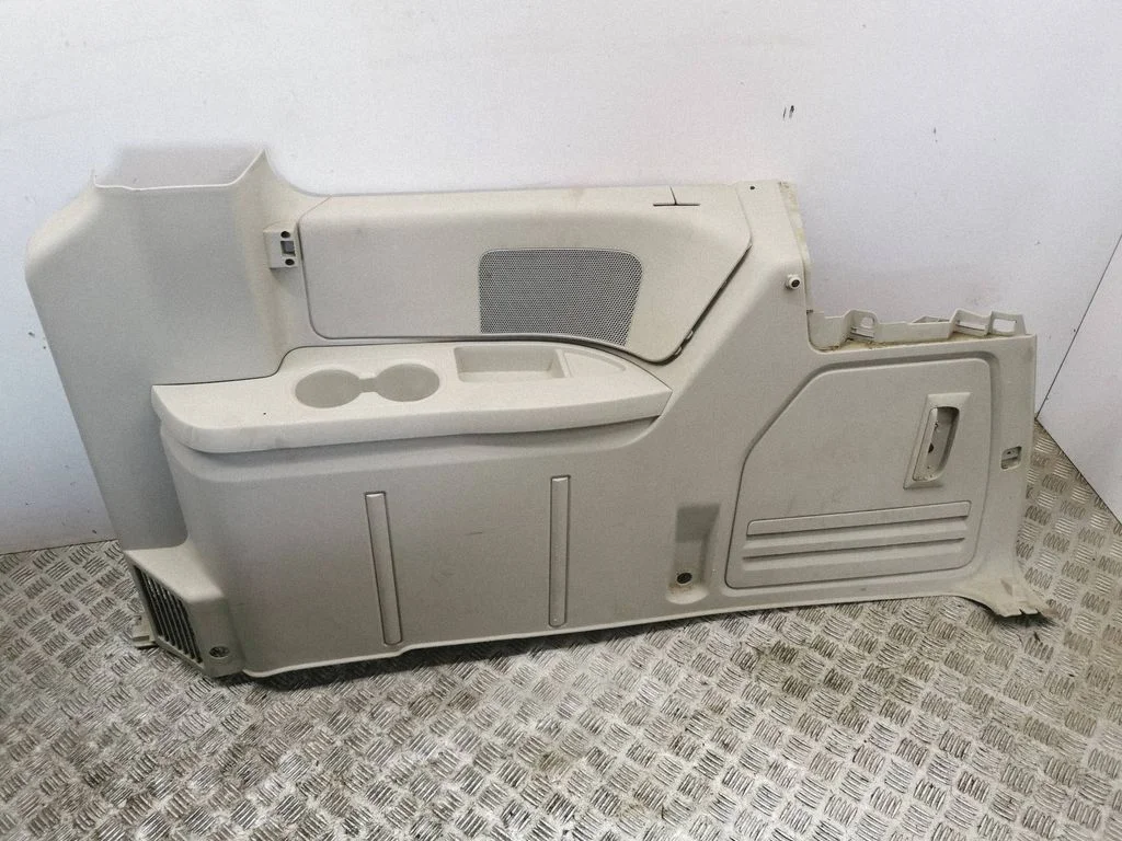 Trunk/boot side trim panel F1028901A