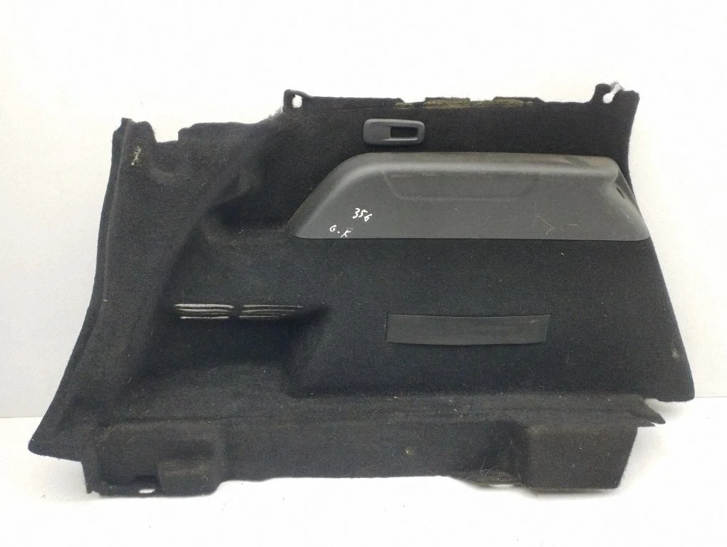 Trunk/boot side trim panel – left