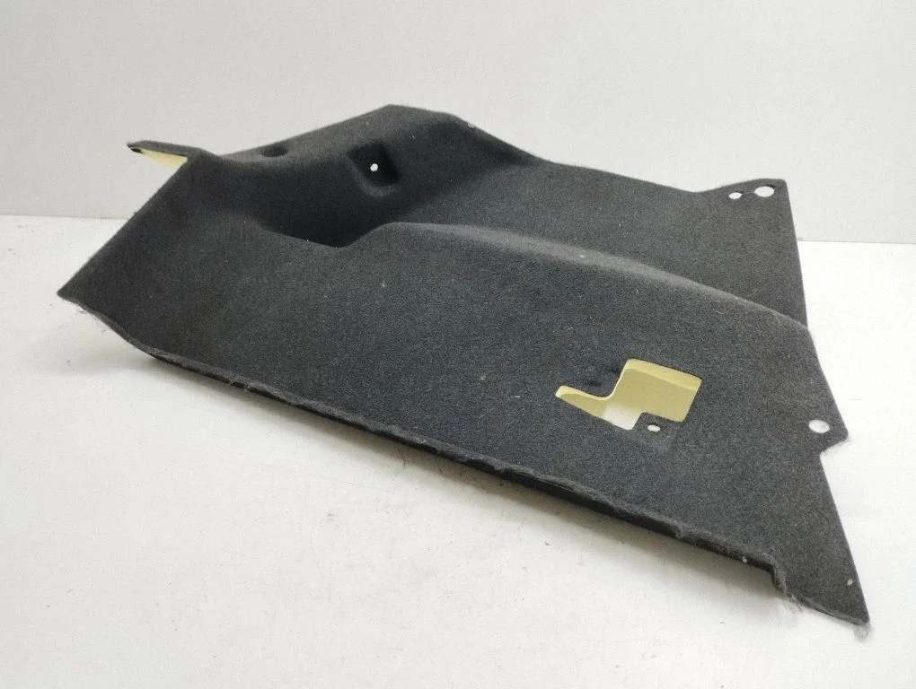 Pagasiruumi külje viimistluspaneel – Nissan Juke II F16 (2019-)