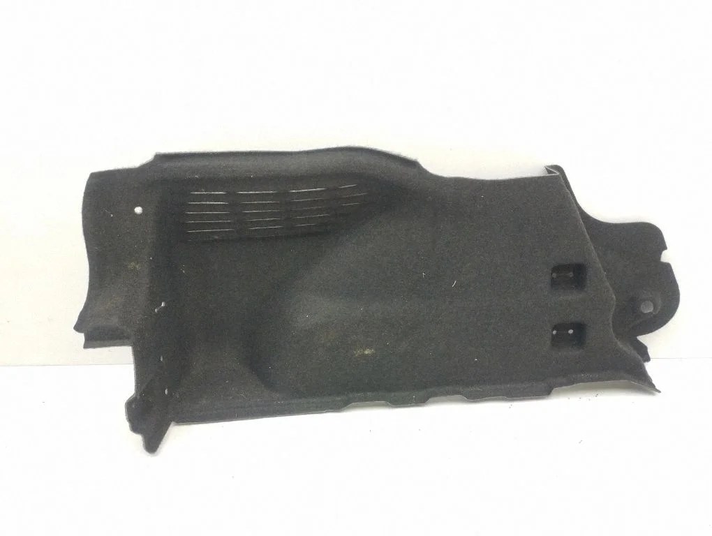 Boczny panel tapicerki bagażnika – Volkswagen ID.3 (2019-)
