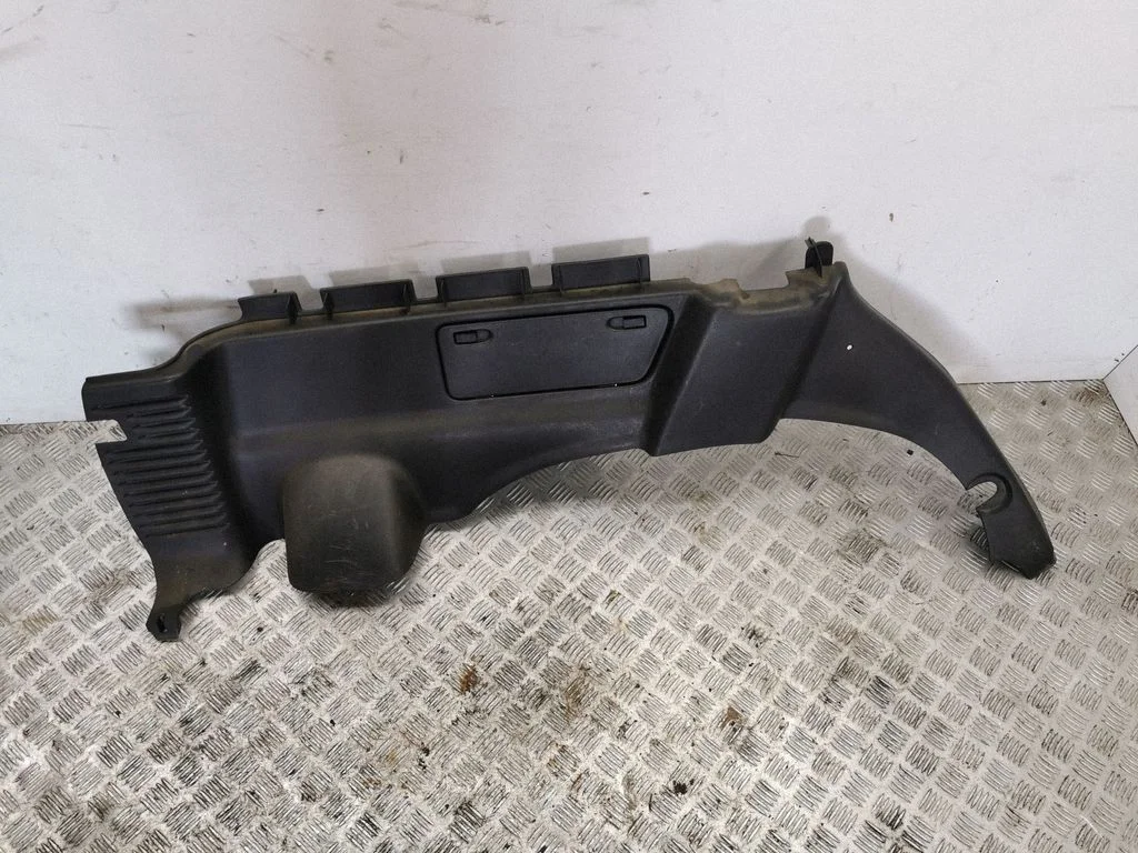 Trunk/boot side trim panel – left