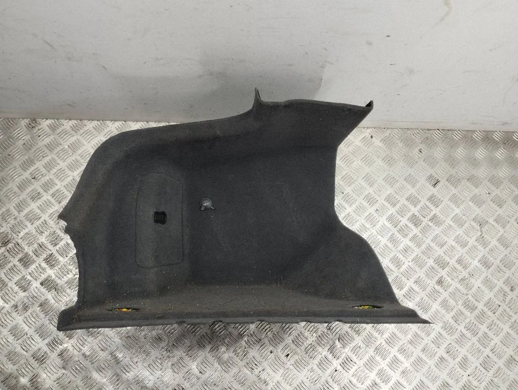 Trunk/boot side trim panel 080061106