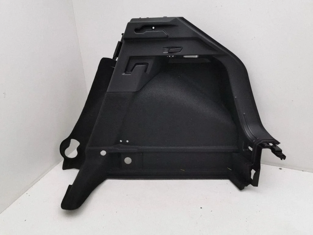 Trunk/boot side trim panel 82A867428A