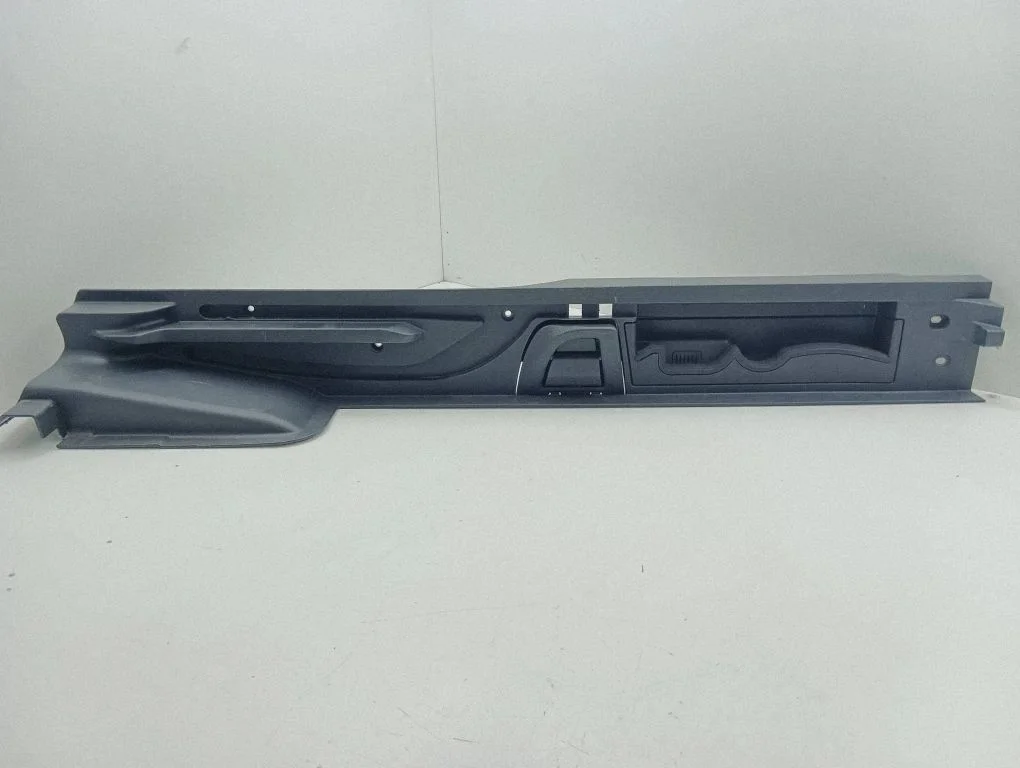 Parcel shelf load cover mount bracket 3G858832
