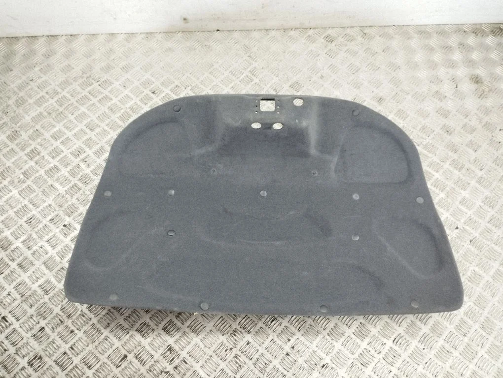 Tailgate/boot cover trim set 067955706