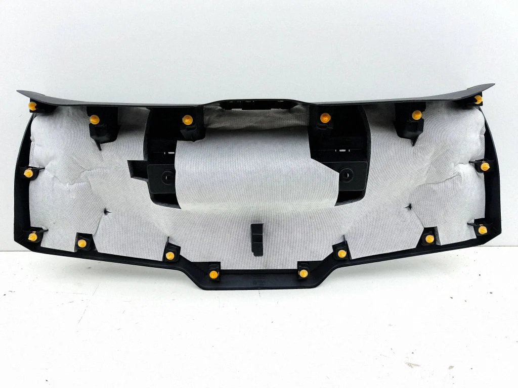 Tagaluugi põhiline viimistluspaneel – Peugeot 308 (2021-)