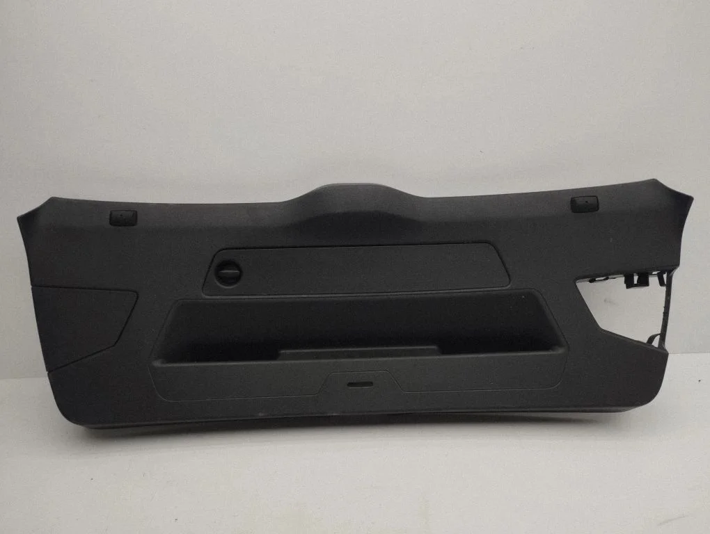 Tailgate/boot lid cover trim 82A867970