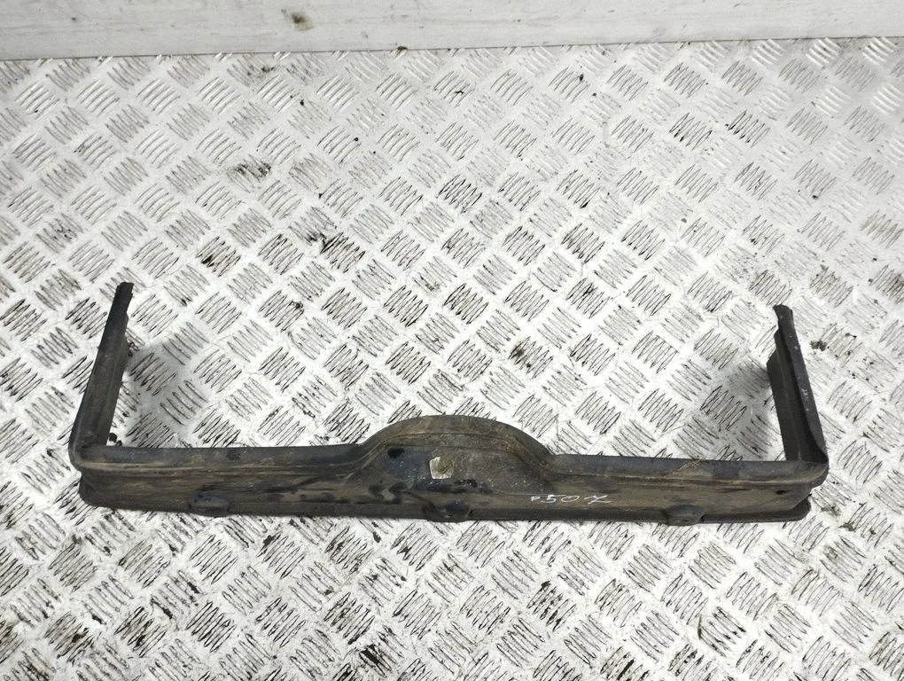 Tailgate/boot lid lock trim