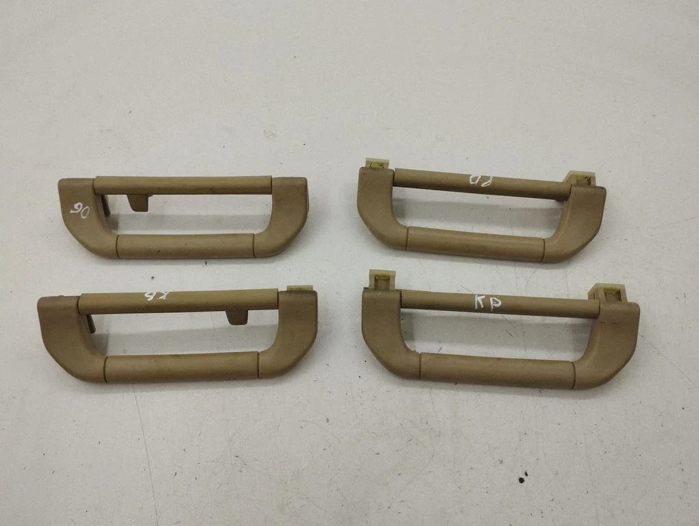 Front interior roof grab handle 8257226