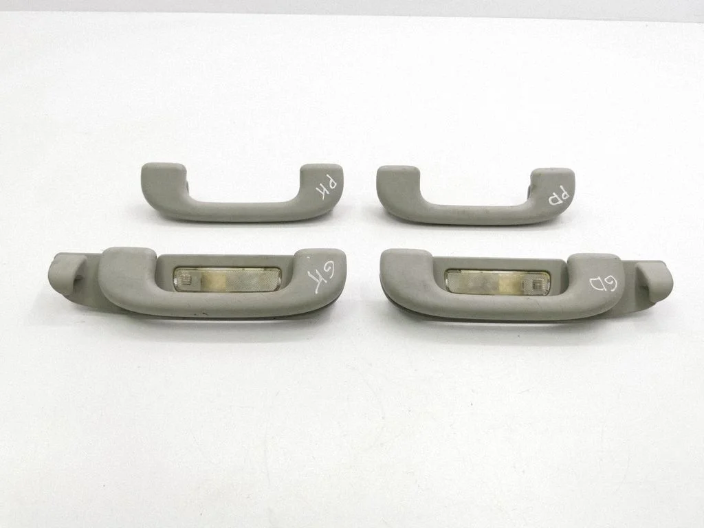 Front interior roof grab handle A1648100354