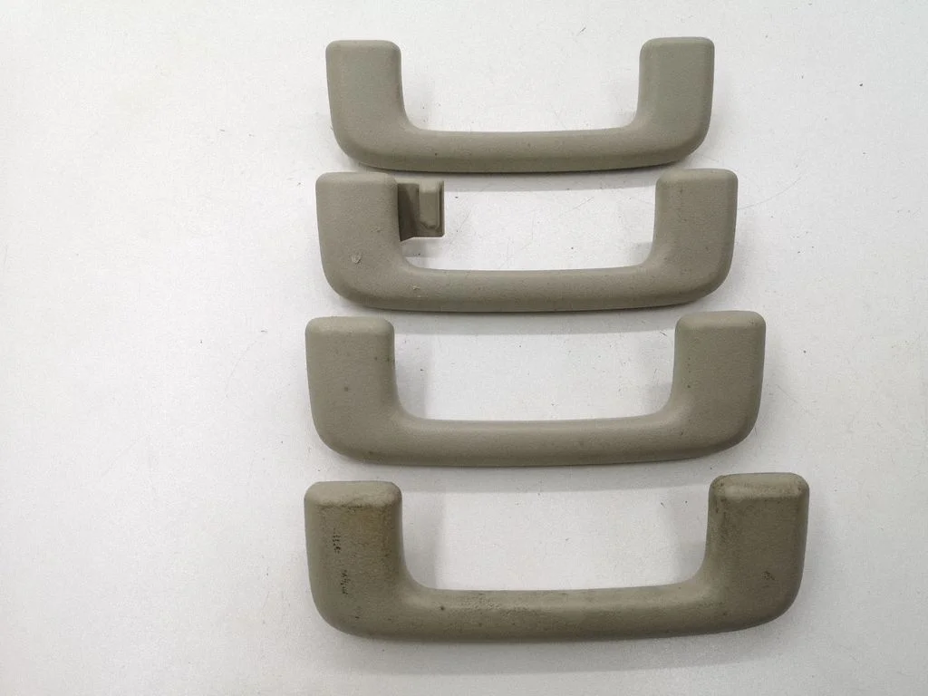 Front interior roof grab handle