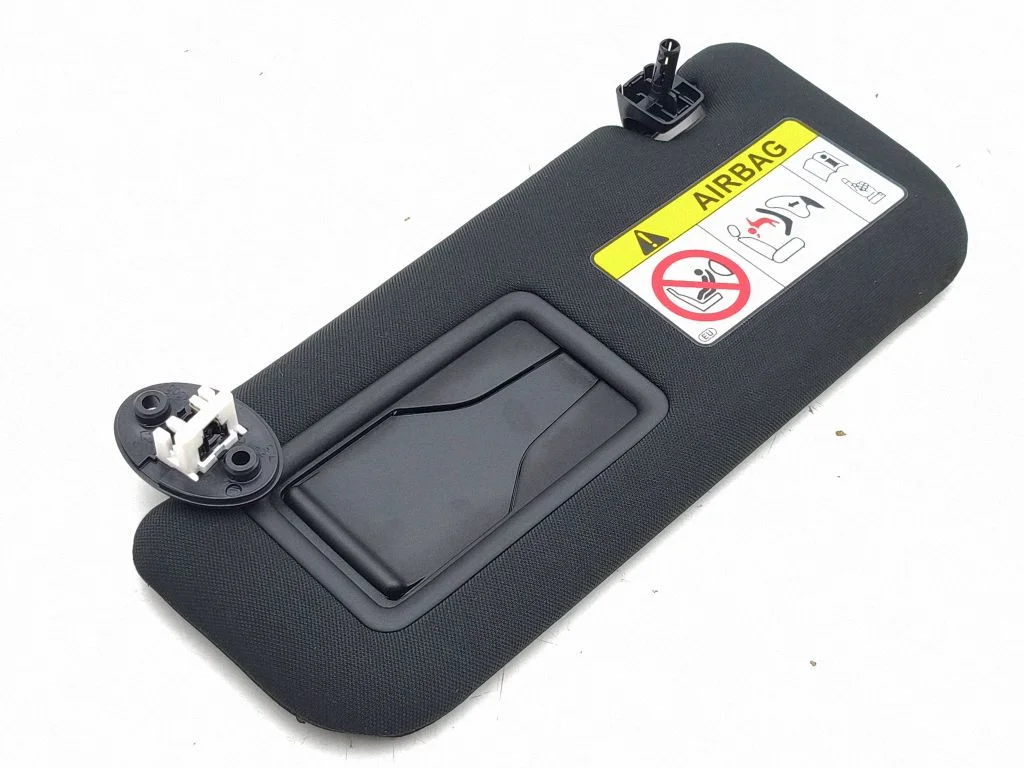 Sun visor – Toyota bZ4X (2022-)