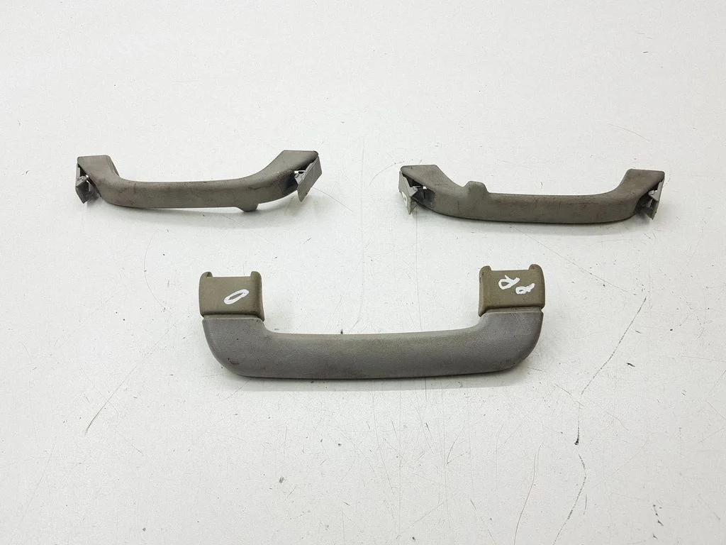 Front interior roof grab handle