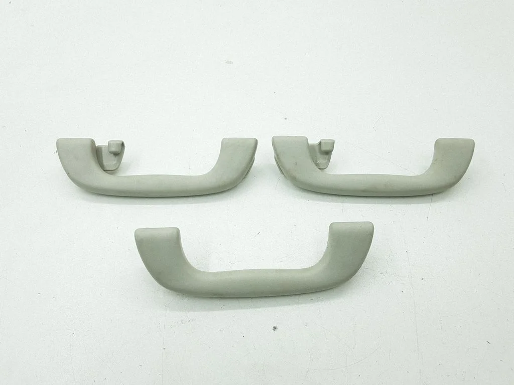 Front interior roof grab handle