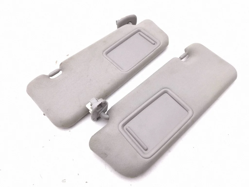 Sun visor