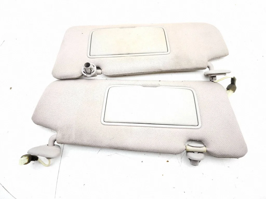 Sun visor