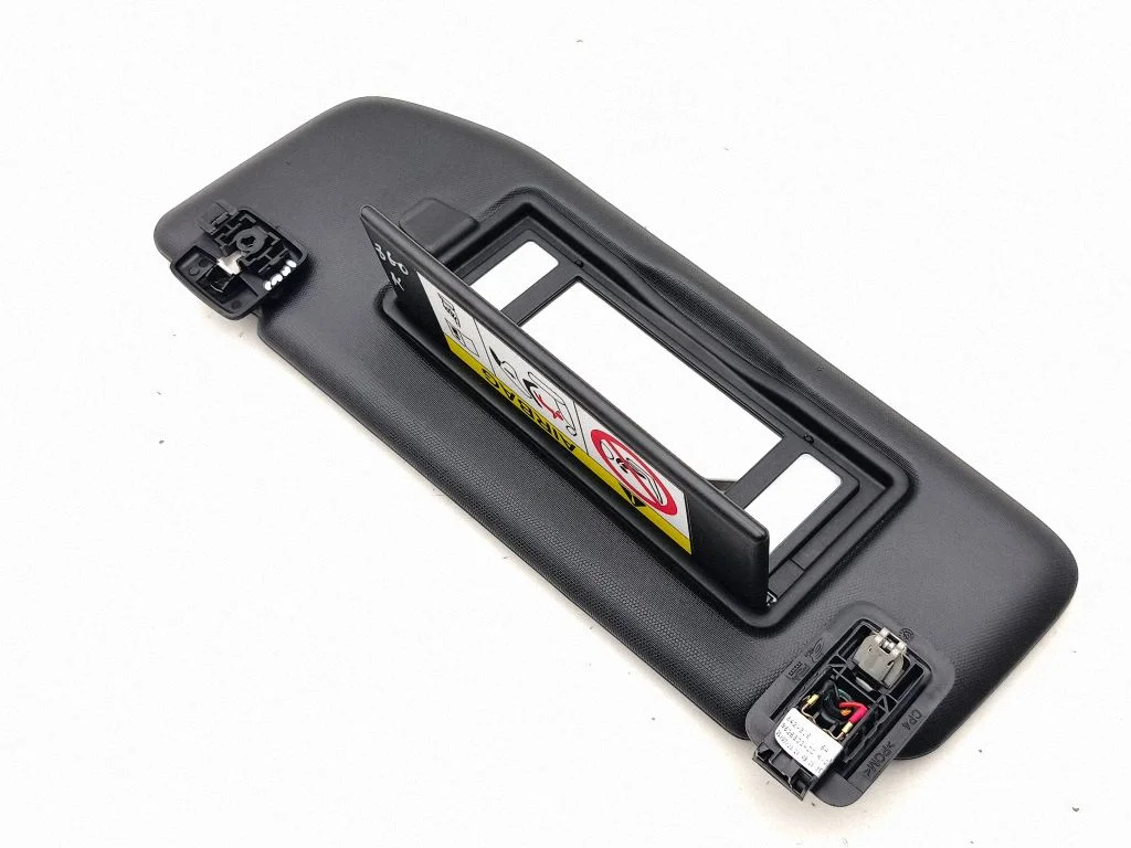 Sun visor – left