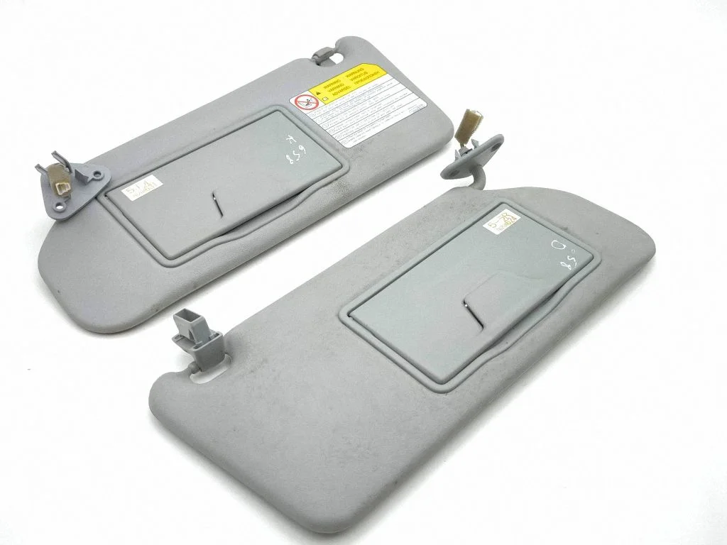 Sun visor