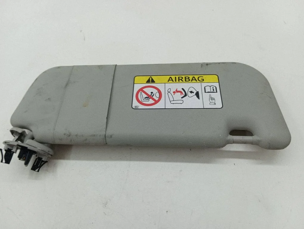 Sun visor – left