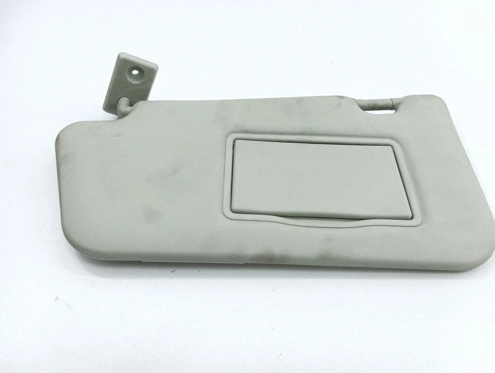 Sun visor – left