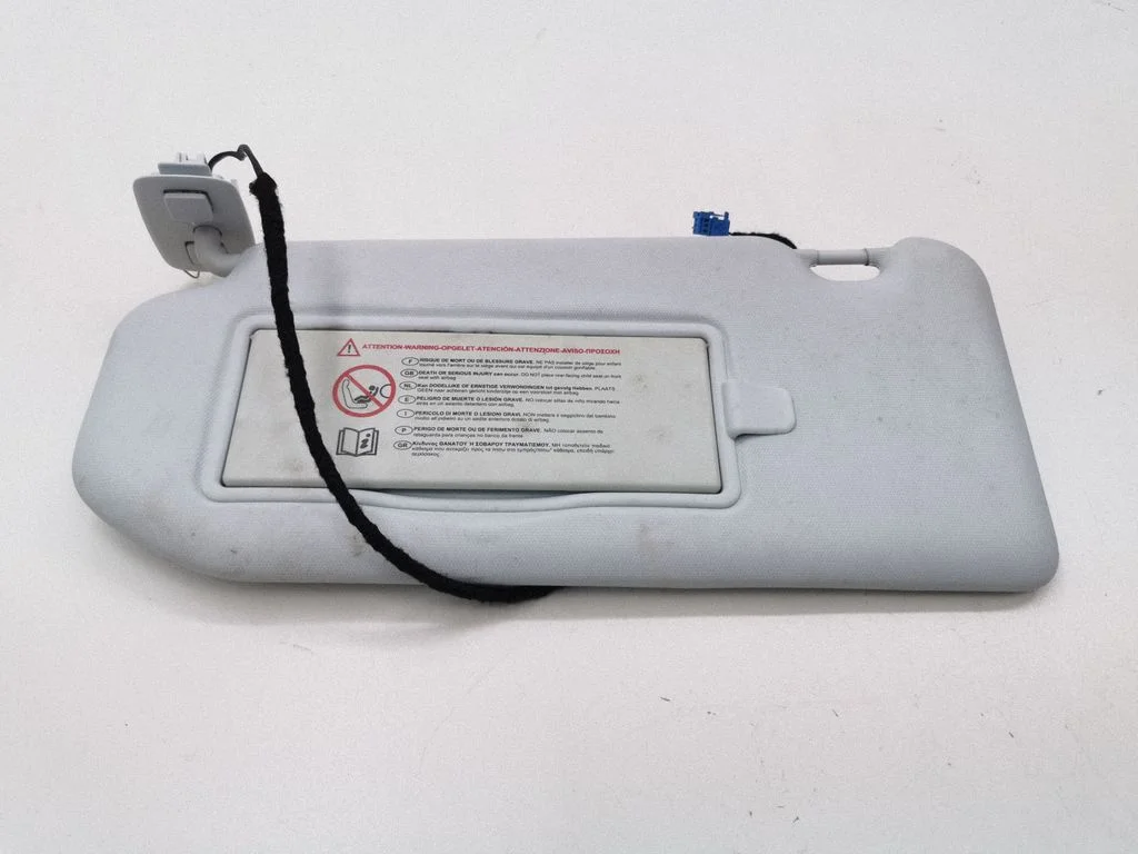 Sun visor – left