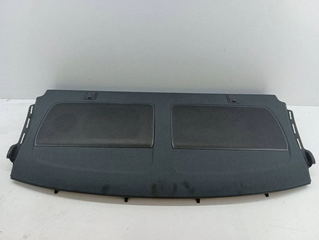 Aizmugurējais plauktiņš 4G5863411