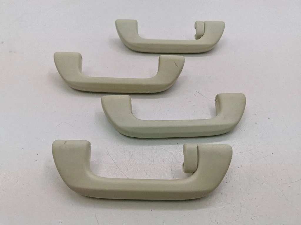 Rear interior roof grab handle YR416L