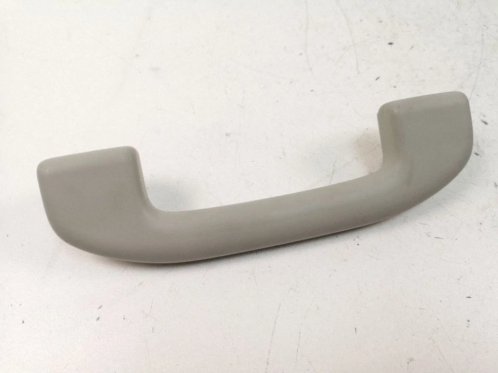 Rear interior roof grab handle