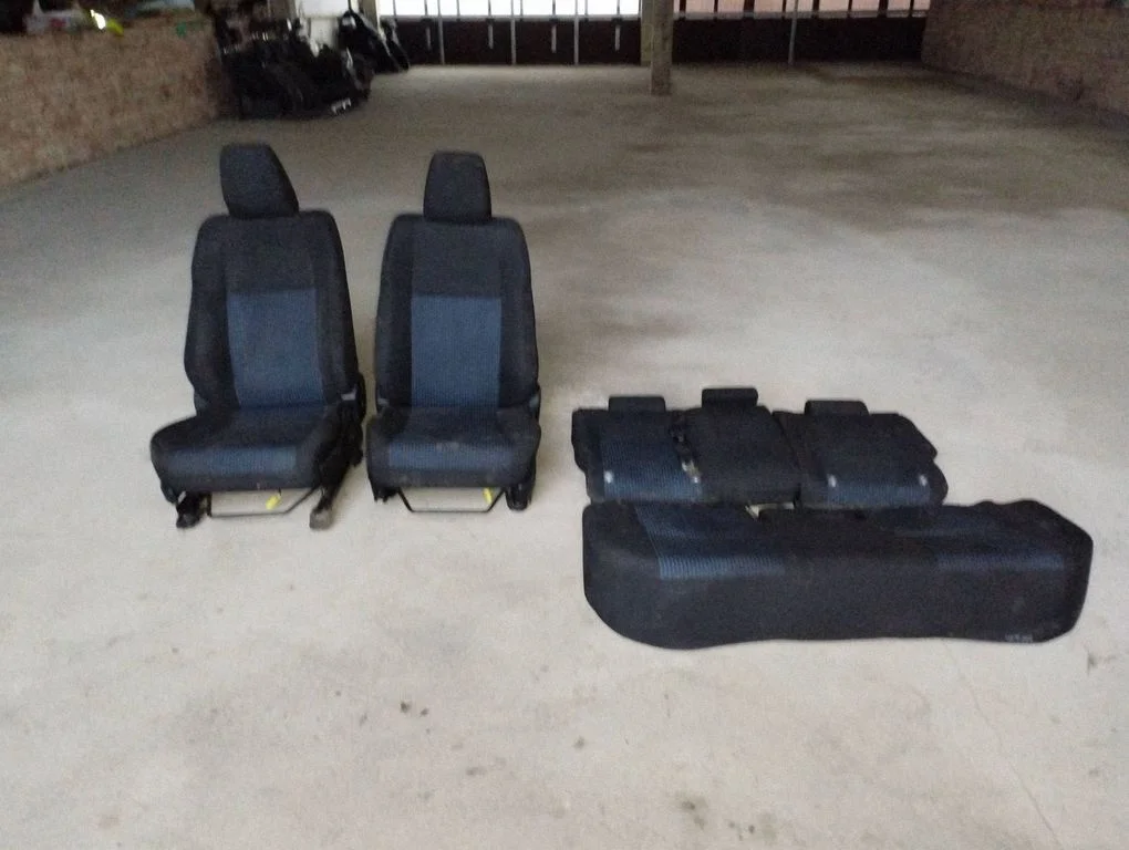 Interior set