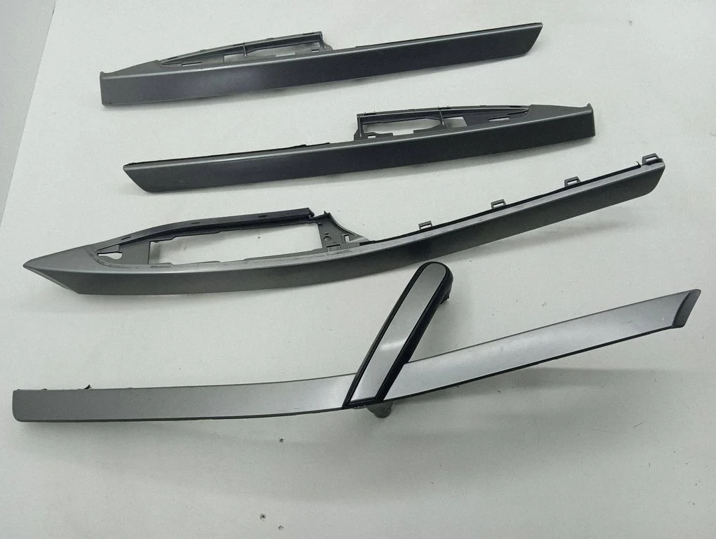 Door card panel trim set EH7068D4Y